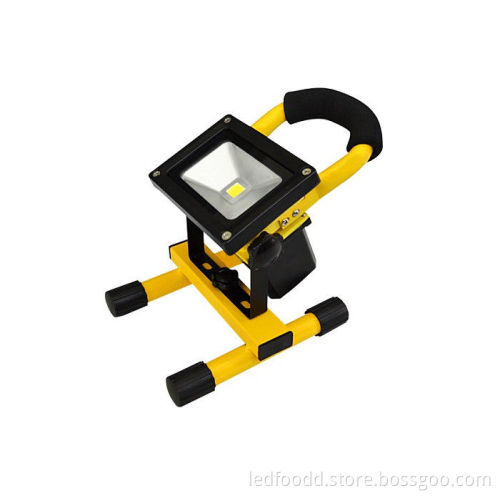 Outdoor 10w LED Rechargeable Floodlight For Emergency Lighting